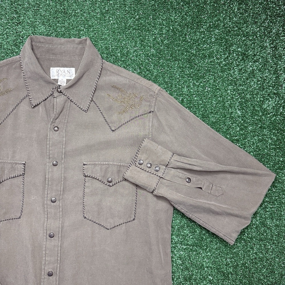 Ryan Michael Shirt Men's Western Embroidered Cowboy Button Size Medium Silk Gray